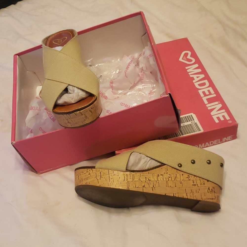 Wedge sandals